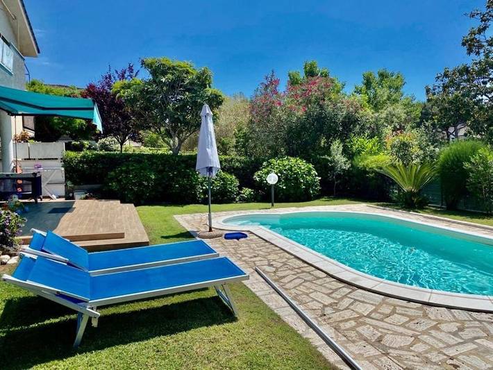 Casa de vacaciones para 6 personas, con jardín además de piscina y vistas, Familias con niños - 1