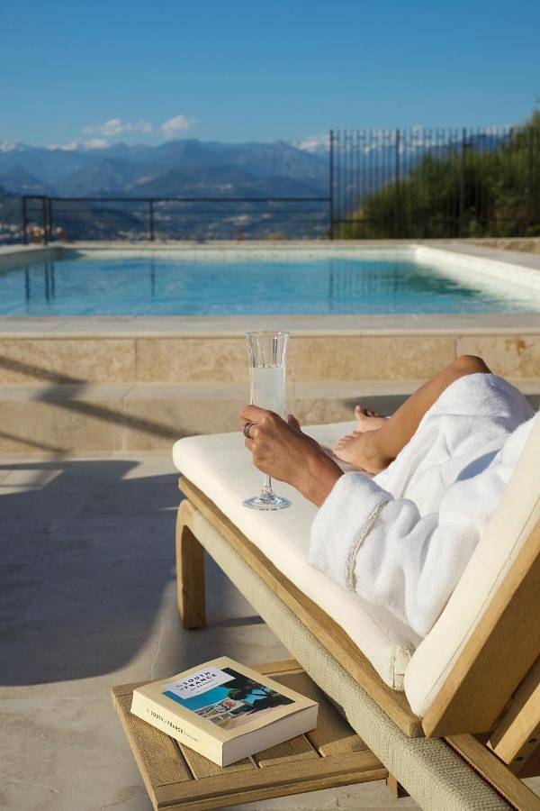 Maison d’hôte pour 2 personnes, avec jardin ainsi que vue et piscine à Nice - 2