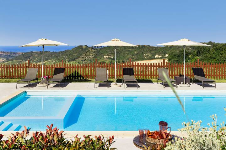 Villa für 18 Personen, mit Garten und Pool, mit Haustier in Marche - 3