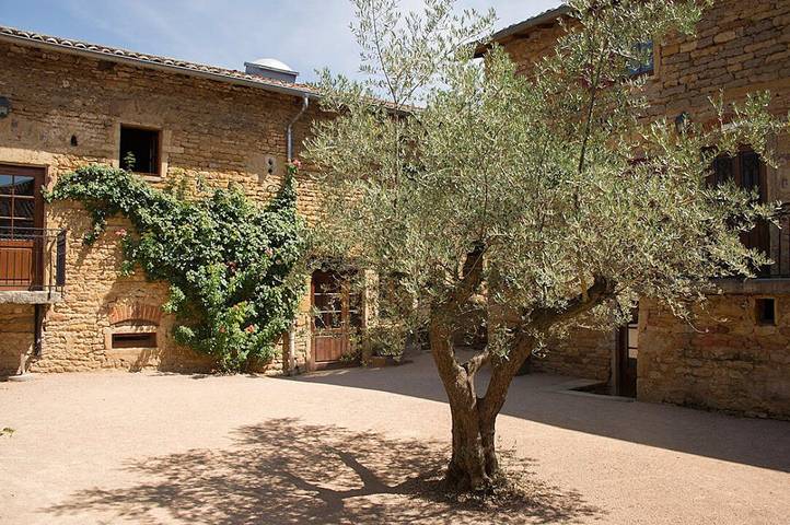 Gîte pour 36 personnes, avec jardin et terrasse