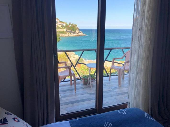 Hotel para 3 personas, con jardín - 1