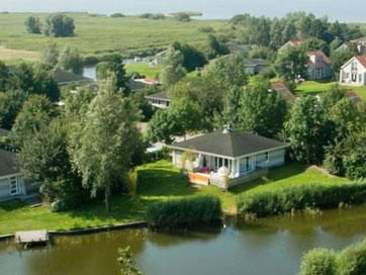 Starvilla in Makkum mit Sauna und schöner Aussicht in Makkum, Ijsselmeer