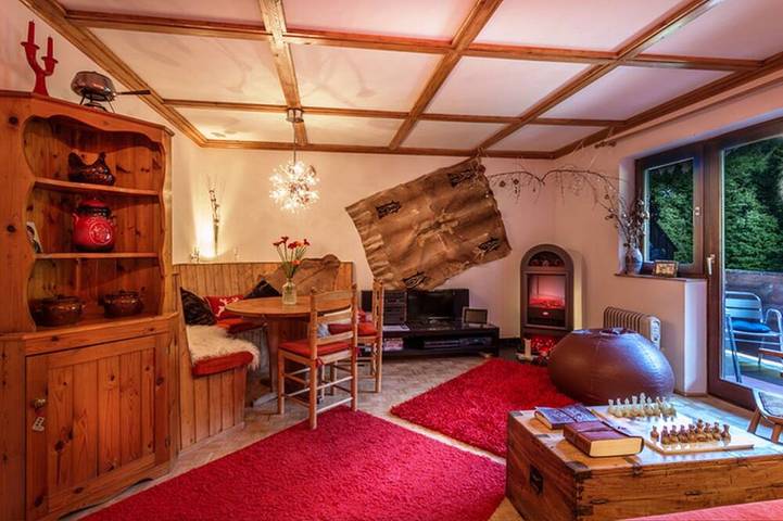 Hütte für 5 Personen, mit Whirlpool und Garten in Saalbach