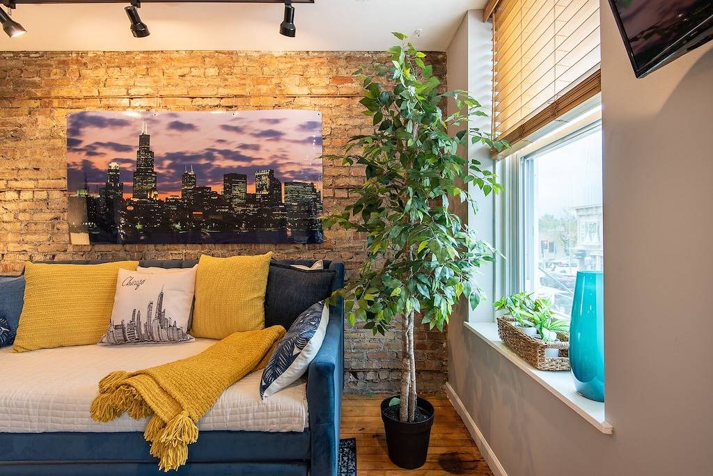 Ganze Wohnung, Downtown Lake Geneva Chicago Suite Walk to Beach Dining Shops Parking in Lake Geneva (WI), Walworth County