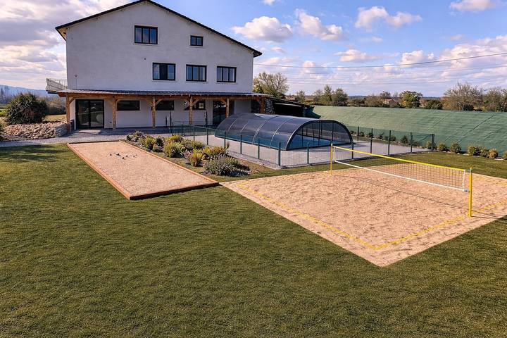 Gîte pour 14 personnes, avec Jardin
