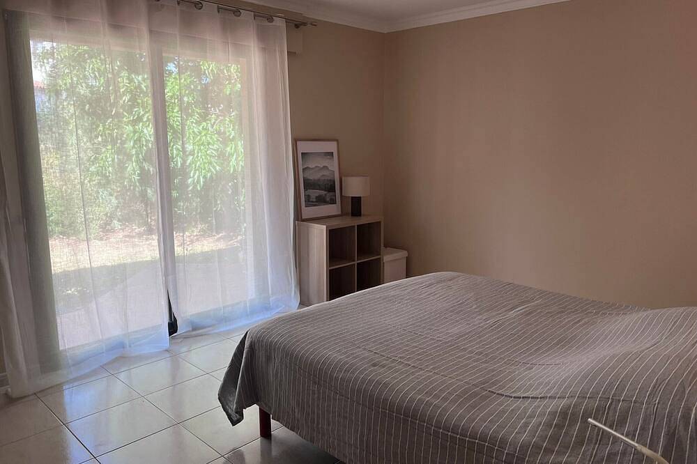 Appartement entier, Grande maison avec jardin, vue montagne - 8 pers. in Laroque-des-Albères, Côte méditerranéenne (France)