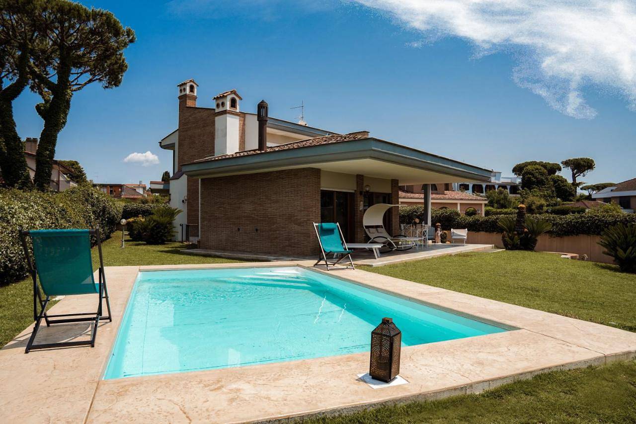 Villa Attoni Di Canossa in Anzio, Rom Provinz