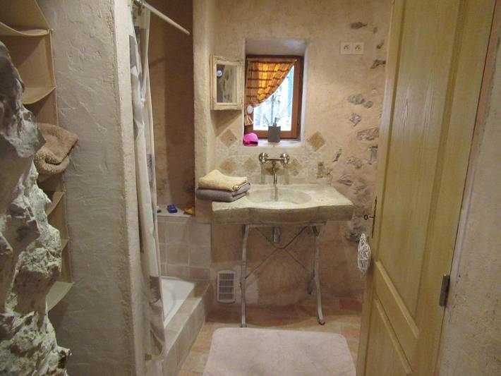 Gîte pour 2 personnes, avec terrasse à Aspremont - 3