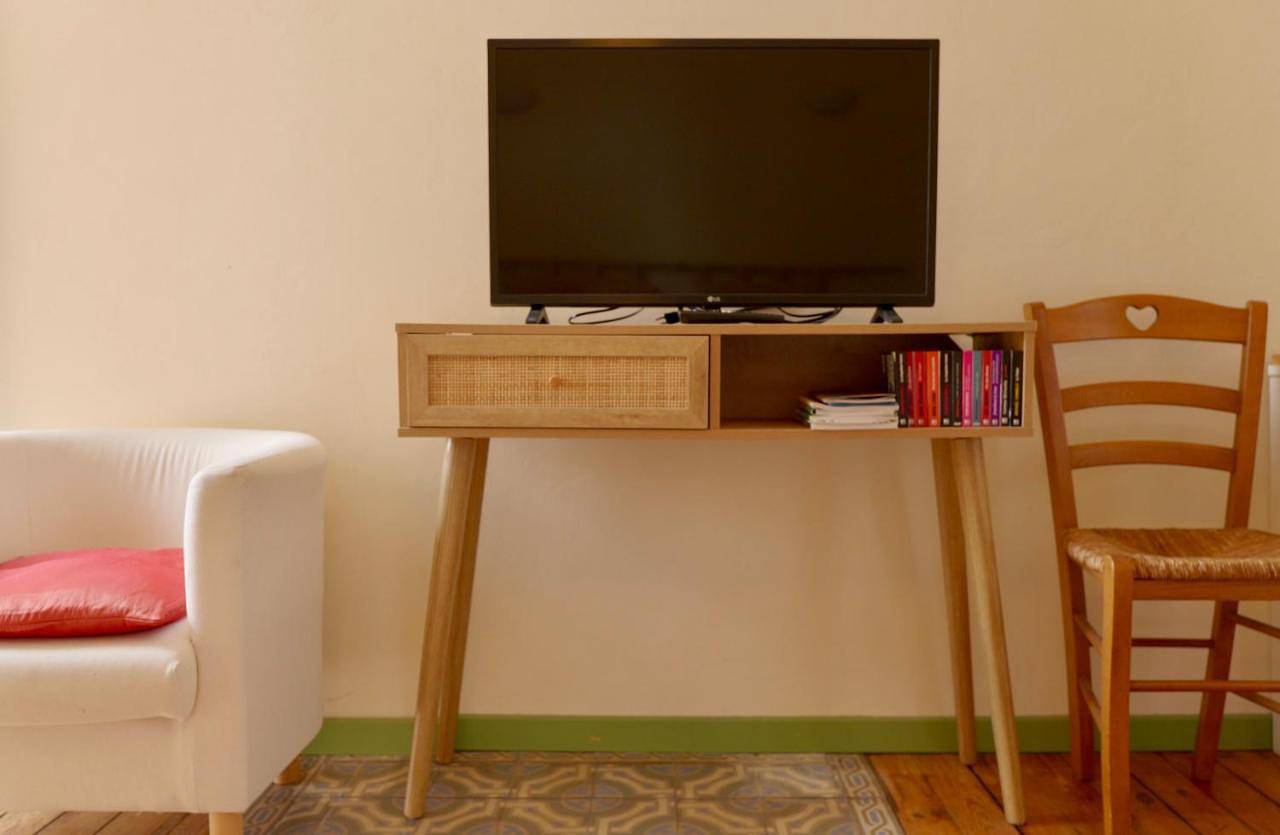 Double Room with Private Bathroom in Arleux, Département Nord