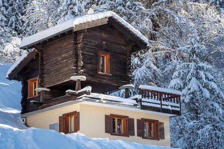 Chalet per 5 persone, con balcone e idromassaggio nonché piscina, con animali domestici - 1
