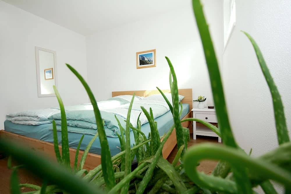 Ganze Wohnung, Ferienwohnung Fembacher, 43qm, 1 Schlafzimmer, herrliche Sonnenterrasse in Schwarzbach, Bad Reichenhall