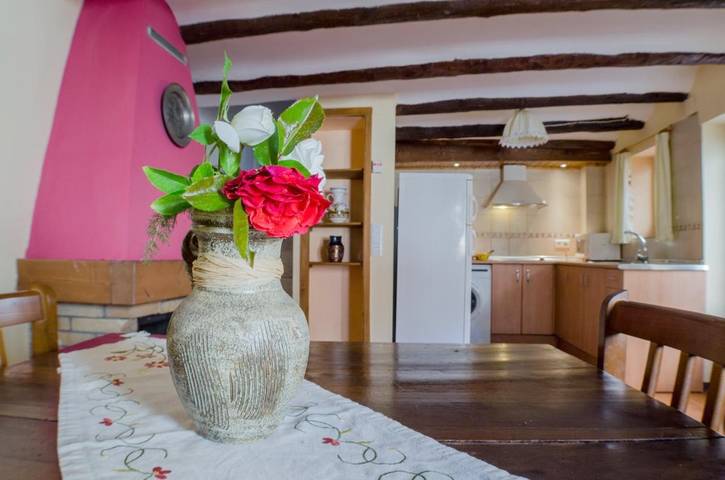 Casa rural para 7 personas, con vistas y terraza, Se admiten mascotas en Massis dels Ports - 2