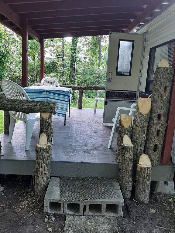 Glamping for 3 people, with terrace and yard in Finger Lakes