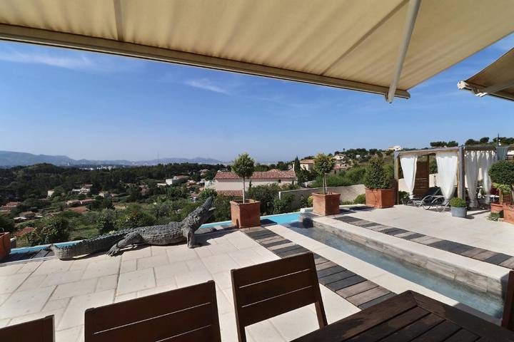 Chambre d’hôte pour 2 personnes, avec jacuzzi ainsi que jardin et bassin pour enfant, animaux acceptés à Marseille - 3