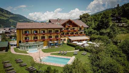 Hotel für 3 Personen, mit Garten und Pool sowie Sauna und Whirlpool in Sankt Johann im Pongau