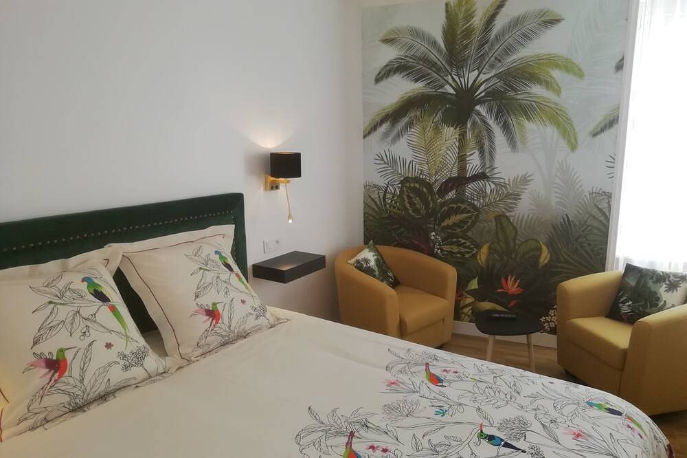 Apartamento entero, In the heart of the city Gîte \"La cour des trois rois\" (The court of the three kings) in Villedieu-les-Poêles, Côte de la Déroute