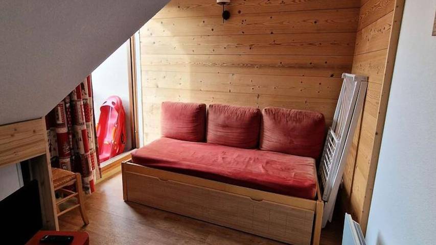 Gîte pour 6 personnes, avec piscine dans Office De Tourisme De Saint Sorlin D Arves - 3