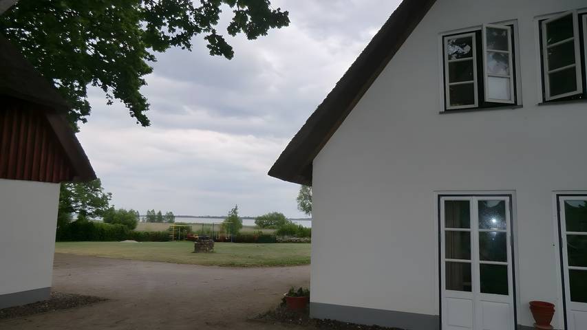 Ferienhaus für 6 Personen, mit Garten und Seeblick in Lütow - 3