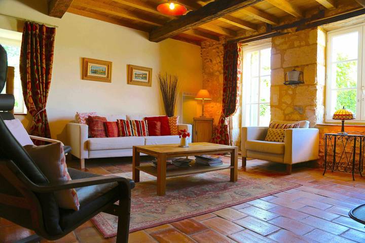 Gîte pour 6 personnes, avec piscine et jacuzzi à Villamblard - 3