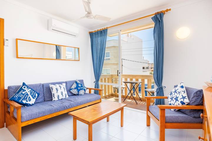 Ganze Wohnung, Ferienwohnung 'Can Vidal Ibiza' mit privatem Balkon, strandnah (Touristensteuer inkl.) in Colònia de Sant Jordi, Ses Salines