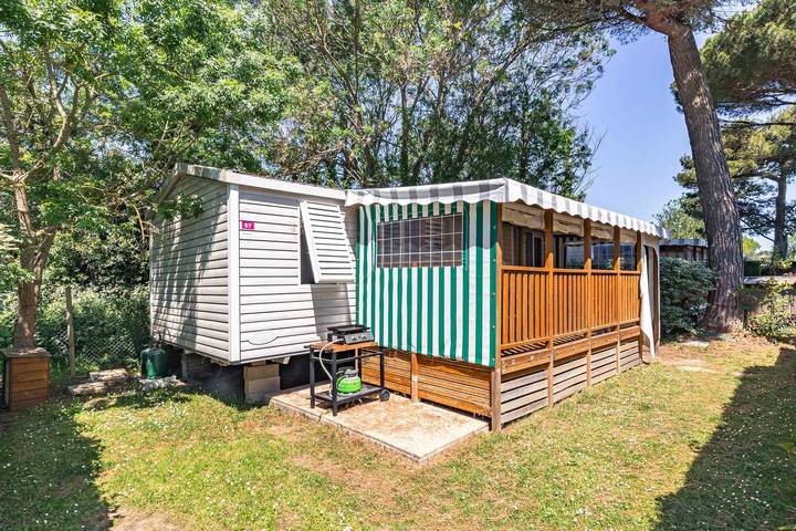 Mobil home pour 8 personnes, avec Jardin et Bassin pour enfant