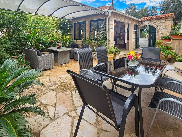 Ferienwohnung für 4 Personen, mit Garten und Terrasse auf Brac - 2