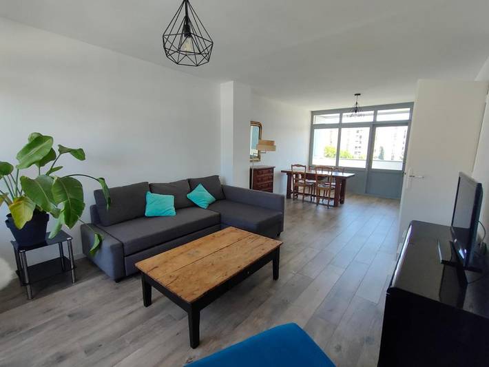 Ferienwohnung für 4 Personen, mit Pool und Terrasse sowie Ausblick in Toulon - 4