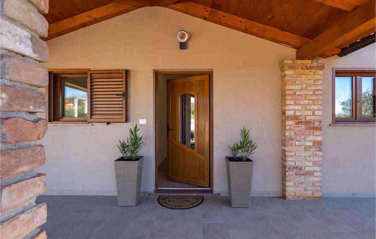 Location de vacances pour 6 personnes, avec jardin à Loborika - 4