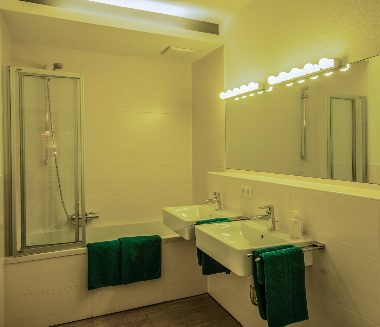 Ganze Ferienwohnung, Ferienwohnungen Spiegel - Fewo Oriental in Lindau, Bayerisch Schwaben