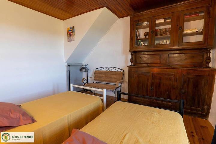 Location de vacances pour 4 personnes, avec jardin et terrasse à Broquiès - 4