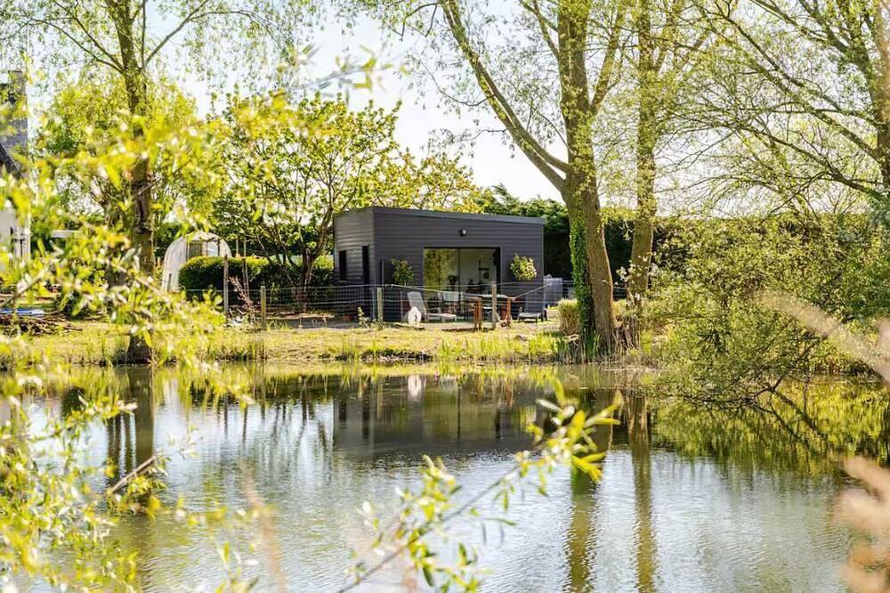 A place of zenitude in Saint-Georges-de-Gréhaigne, Región de Saint-Malo
