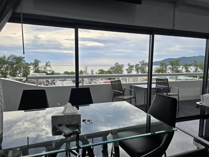 Ferienwohnung für 8 Personen, mit Whirlpool und Garten sowie Pool und Kinderpool in Phuket