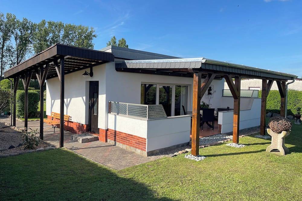 Bungalow für 2 Personen und 1 Kind in Wanzka - Feldberger Seenplatte in Blankensee (Mecklenburg), Mecklenburg-Strelitz