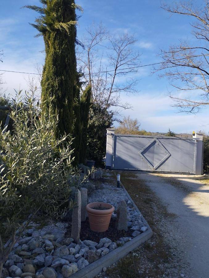 Gîte pour 4 personnes, avec jacuzzi et jardin ainsi que piscine et sauna, adapté aux familles dans Golf de Bournet - 3