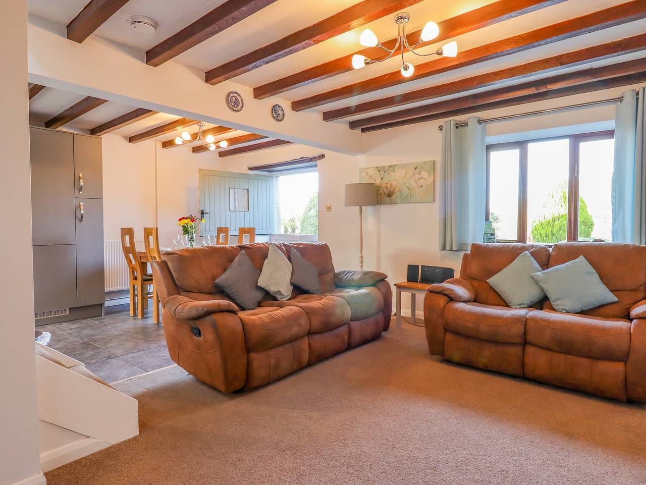 Oak Leaves Cottage in Newton Abbot, Devon