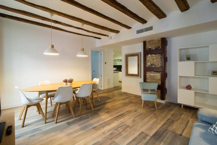 Apartamento de vacaciones para 6 personas, con vistas y balcón - 1