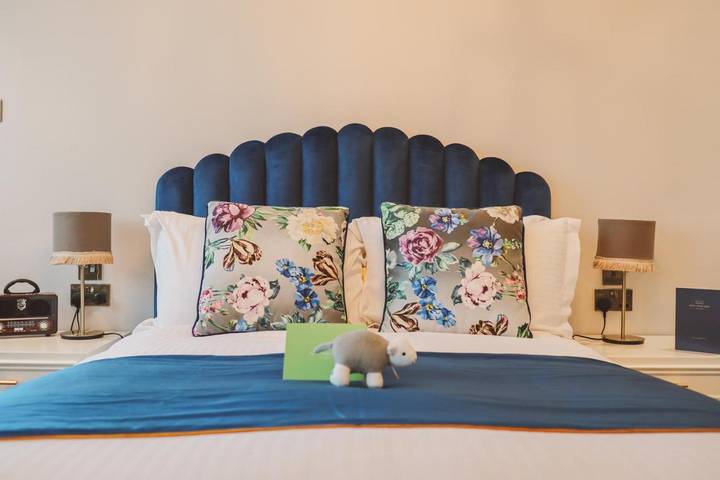 Hotel for 2 people, with terrace - 1