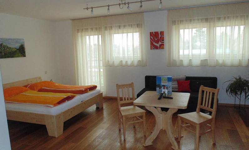 Ganze Wohnung, Schmankerl und Gast Heiderer - Doppelzimmer Leimer (barrierefrei) in Rohrendorf bei Krems, Bezirk Krems an der Donau-Land