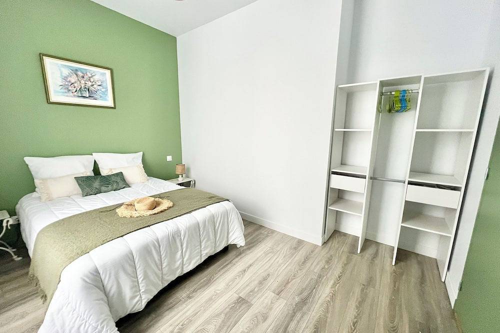 Large house 10 minutes from the town centre - Nice garden and petanque area in La Rochelle, La Rochelle und Umgebung