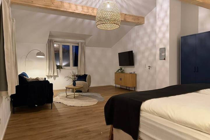 Die Alte Meierei - Historisches Ferienhaus mit Wellness - 150m zum Naturstrand in Quern, Steinbergkirche