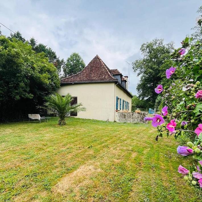Gîte pour 3 personnes, avec jardin et vue, animaux acceptés à Salies-de-Béarn - 2
