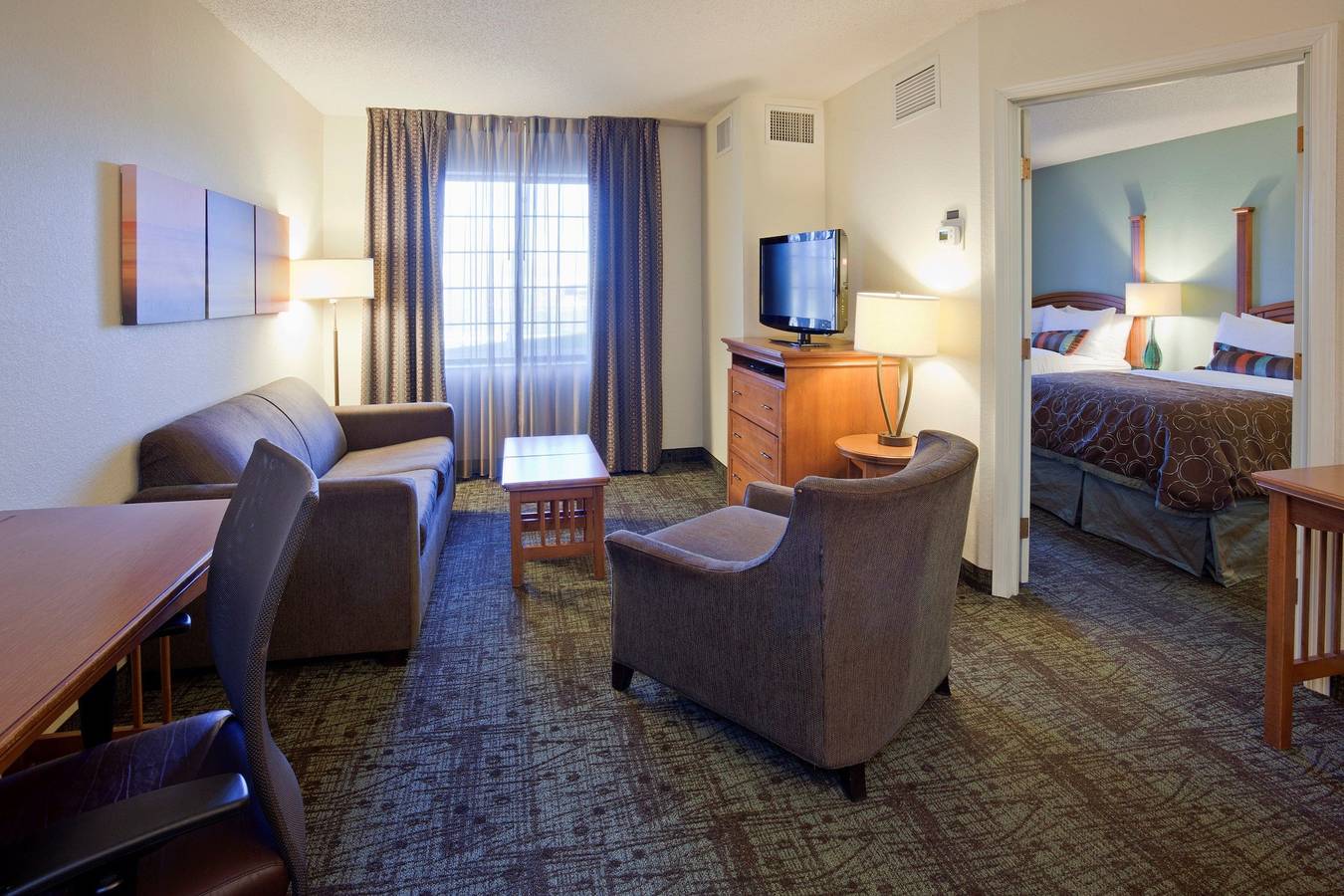 Entire apartment, Candlewood Suites Eagan Airport South - Mall Area in Eagan, Dakota County