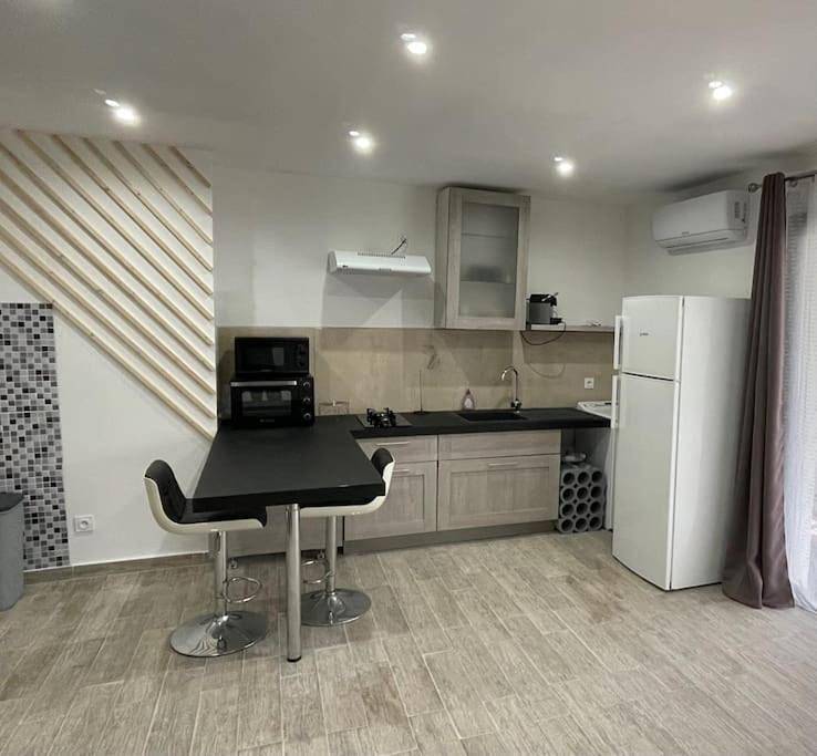 Appartement entier, U Secondu Appart neuf spacieux au calme in Aléria, Arrondissement de Corte