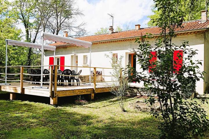 Ferienhaus für 12 Personen, mit Terrasse und Garten - 1