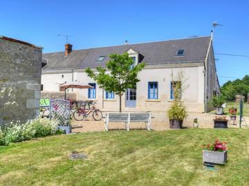 Gîte pour 7 personnes, avec jardin et terrasse à Sennevières