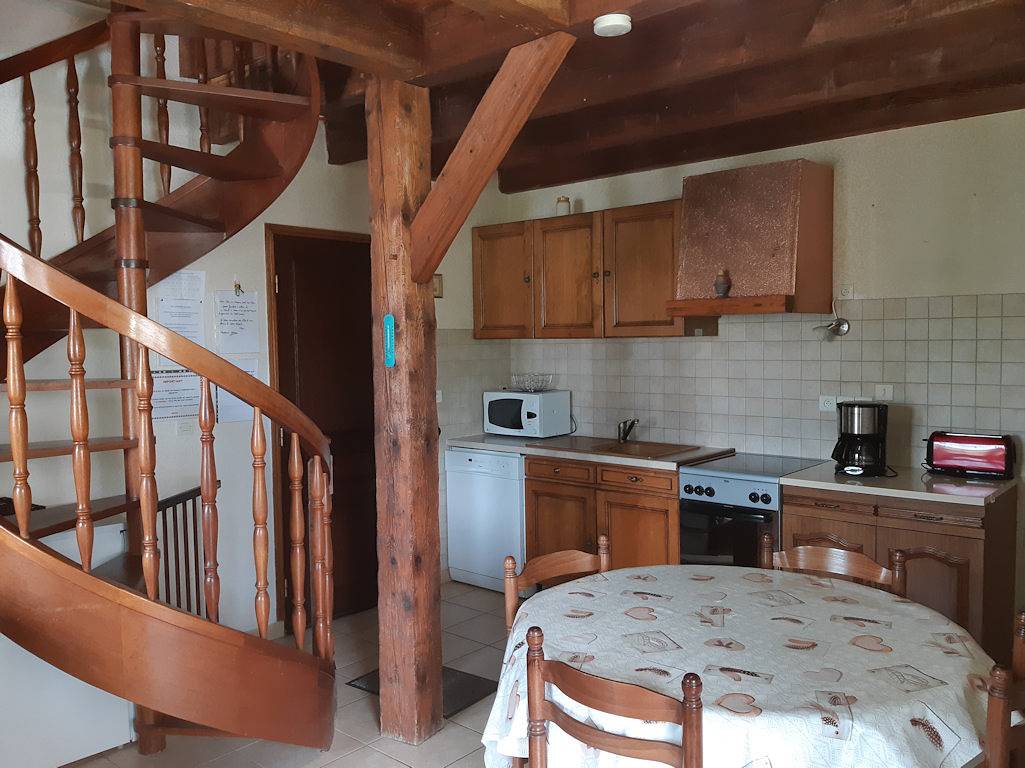 Appartement entier, Location à Besse-et-Saint-Anastaise in Besse-et-Saint-Anastaise, Parc naturel régional des Volcans d'Auvergne