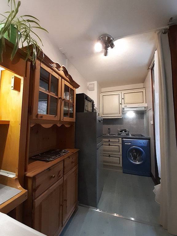 Gîte pour 4 personnes, avec piscine et terrasse, animaux acceptés à Brides-les-Bains - 4