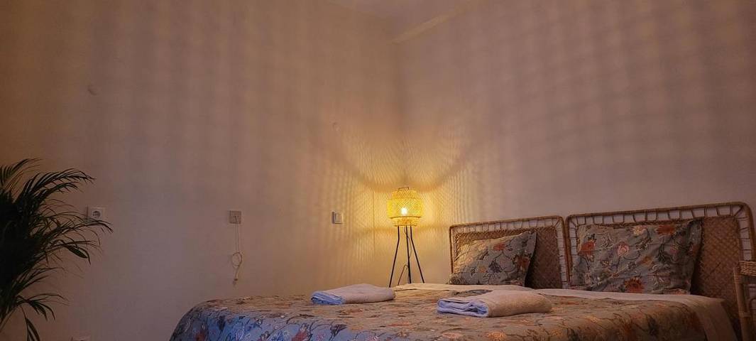 Maison d’hôte pour 2 personnes, avec jardin et piscine, adapté aux familles à Moncarapacho - 3