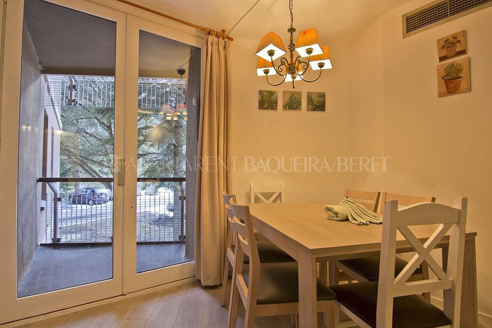 Ganze Wohnung, Guarbes - Edificio Aneto in Baqueira, Naut Aran