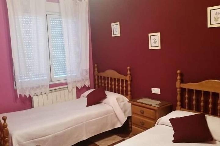 Gîte Las Chorreras Pour 9 Personnes in Navalonguilla, Région d'Ávila